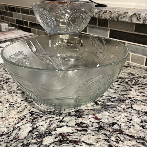 Tulip Le Party Chip and dip bowls. EUC - Picture 4 of 4